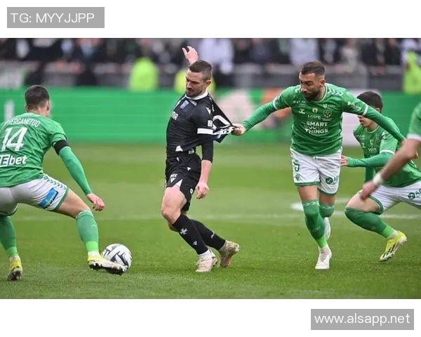 法乙欧塞尔对阵巴黎精彩比分回顾与赛后分析